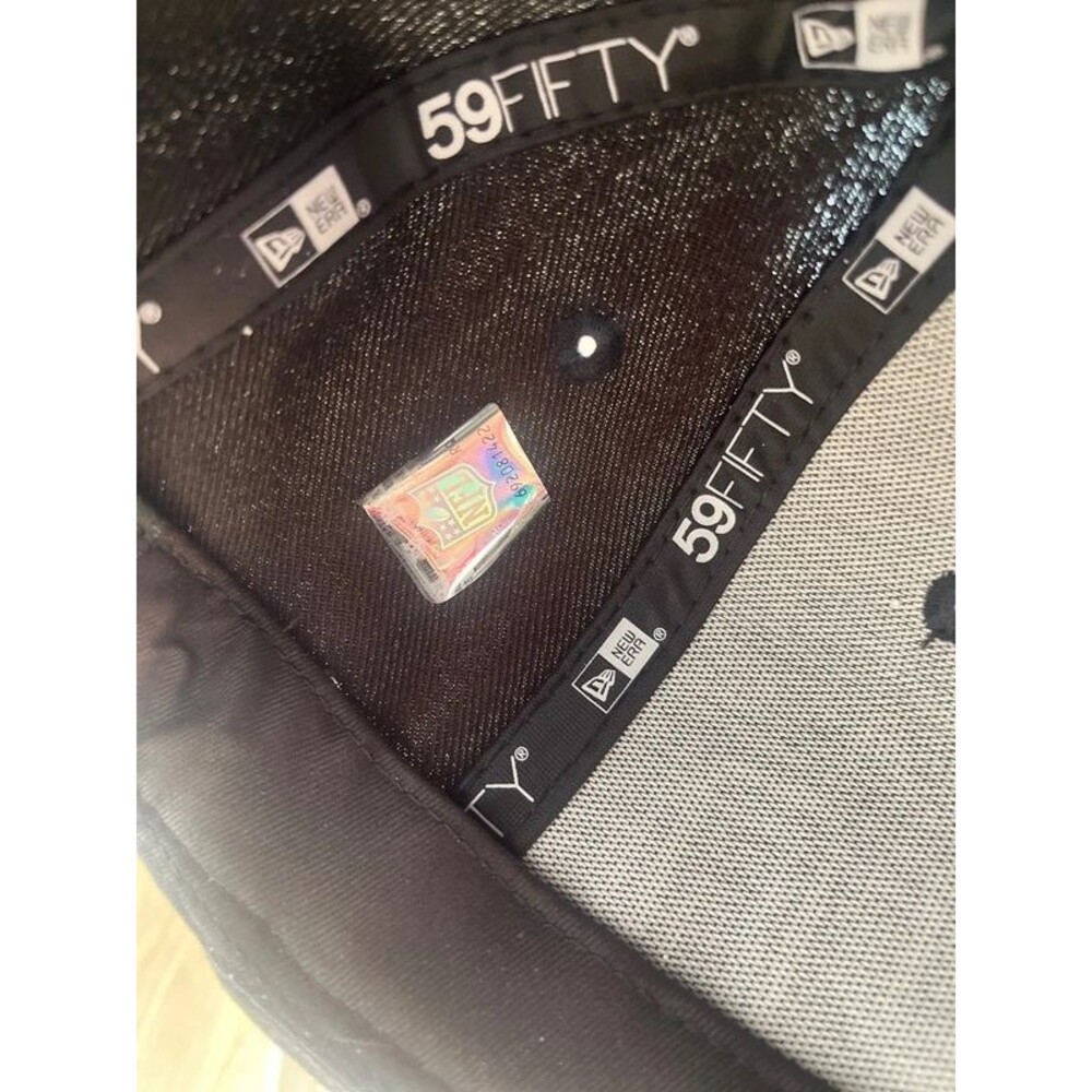 Baseball Cap - Picture 6 of 7